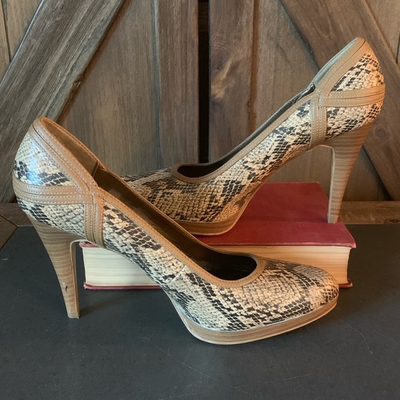 Snakeskin heels / pumps - Picture 5 of 8